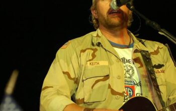 toby keith plays a concert in iraq for soldiers