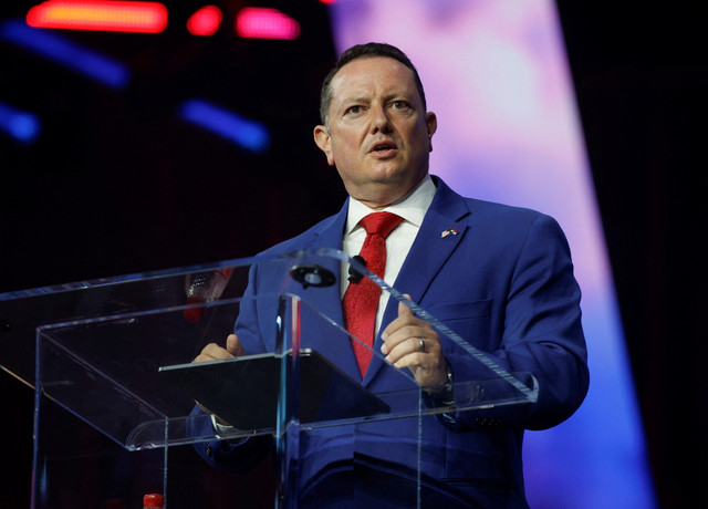 GOP lawmaker: federal contractors may have physical evidence of UFOs
